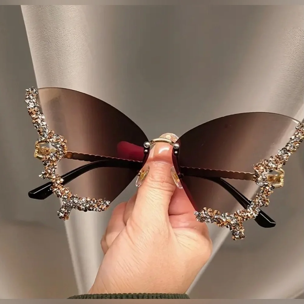 Women's Fashion Large Rimless Rhinestone Butterfly Sunglasses- Gradient Tea